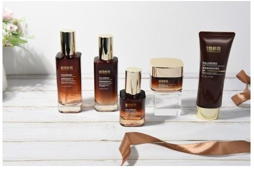 留駐青春容顏，成就美麗夢想——植物鮮顏化妝品超市與服裝搭配的藝術(shù)